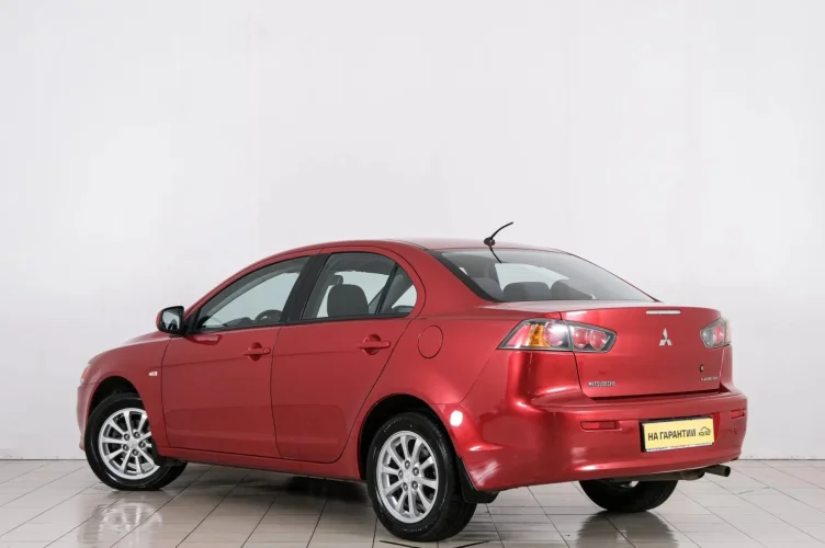 Mitsubishi Lancer 4 из 6