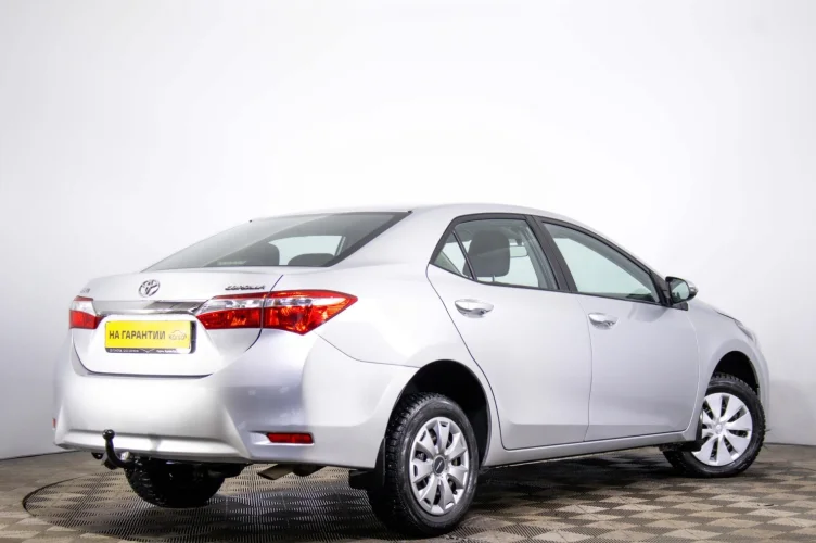 Toyota Corolla 6 из 6