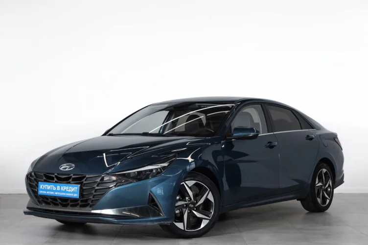 Hyundai Elantra 3 из 6