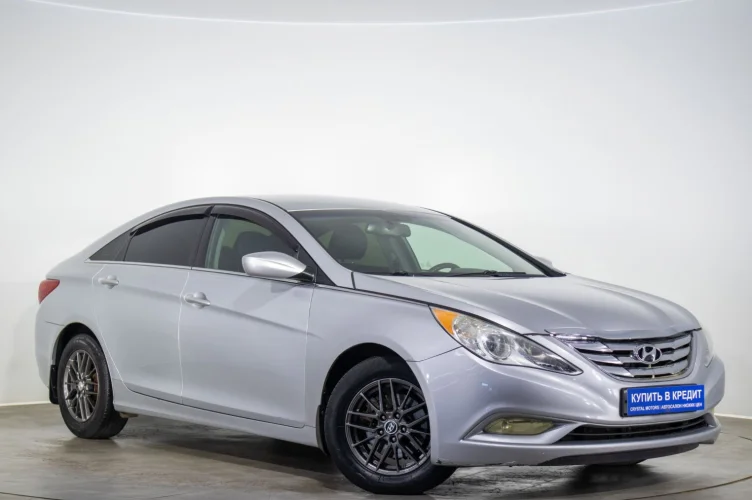 Hyundai Sonata 1 из 6