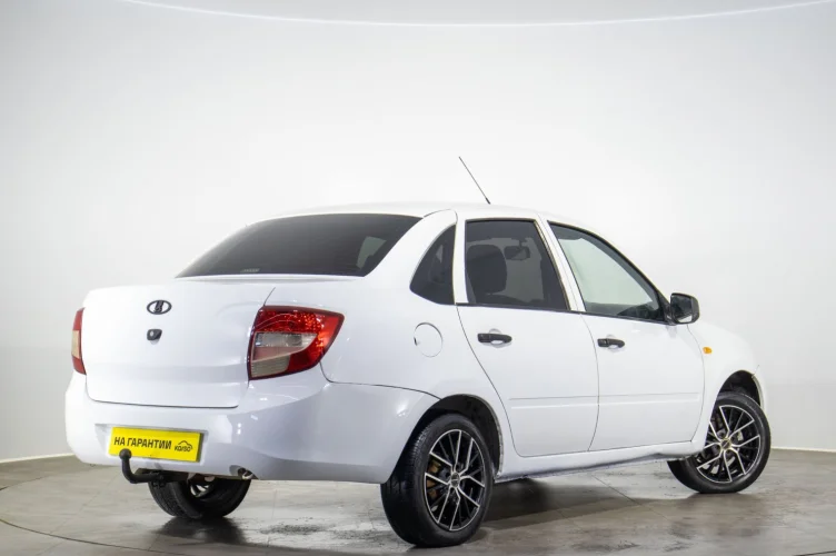 ВАЗ (LADA) Granta 4 из 6