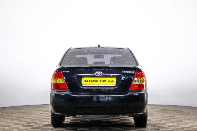 Toyota Corolla 5 из 6