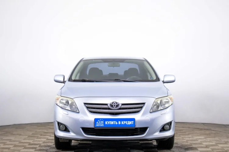 Toyota Corolla 2 из 6