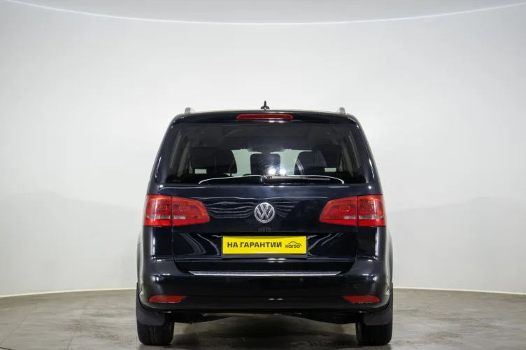 Volkswagen Touran 5 из 6