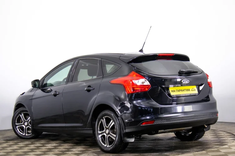 Ford Focus 4 из 6