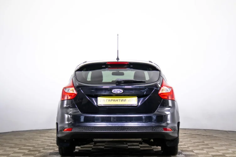 Ford Focus 5 из 6