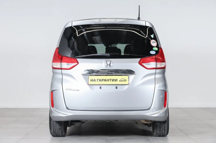 Honda Freed 5 из 6