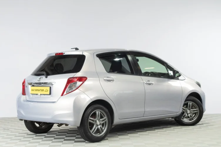 Toyota Vitz 6 из 6