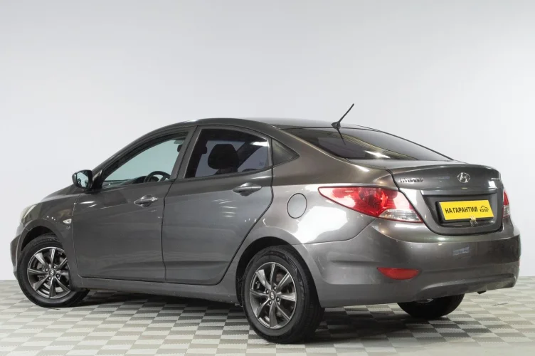 Hyundai Solaris 4 из 6