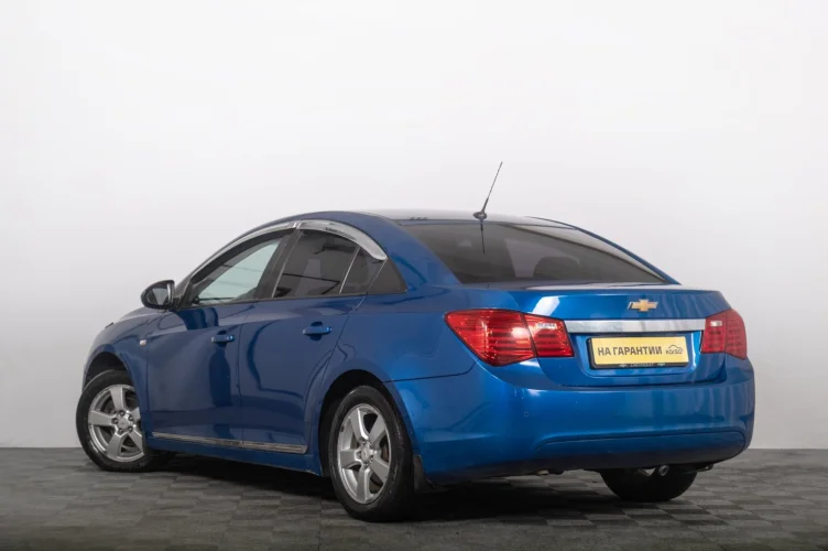 Chevrolet Cruze 5 из 6