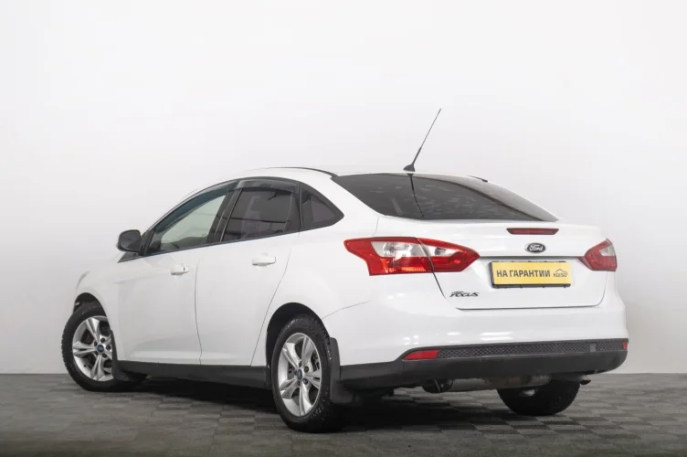 Ford Focus 5 из 6