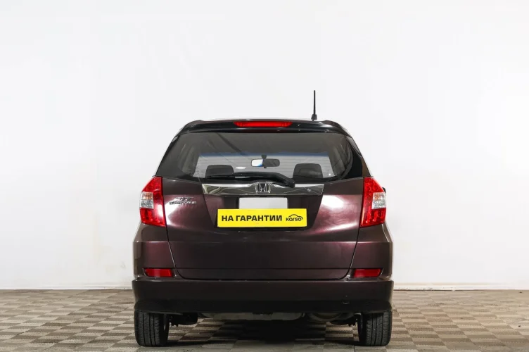 Honda Fit Shuttle 5 из 6
