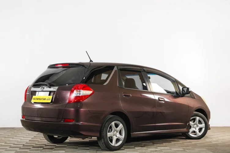 Honda Fit Shuttle 6 из 6