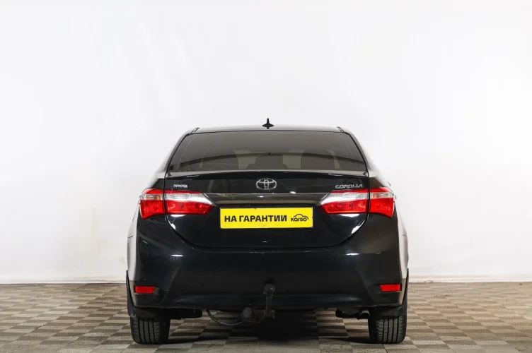 Toyota Corolla 5 из 6
