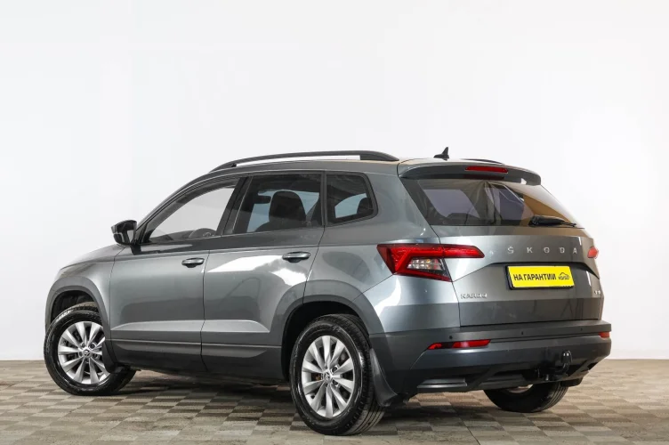 Skoda Karoq 4 из 6