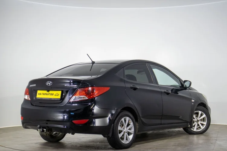 Hyundai Solaris 4 из 6