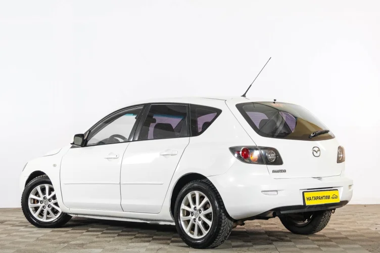 Mazda 3 4 из 6