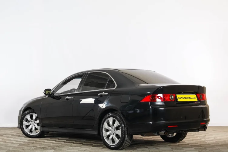 Honda Accord 4 из 6