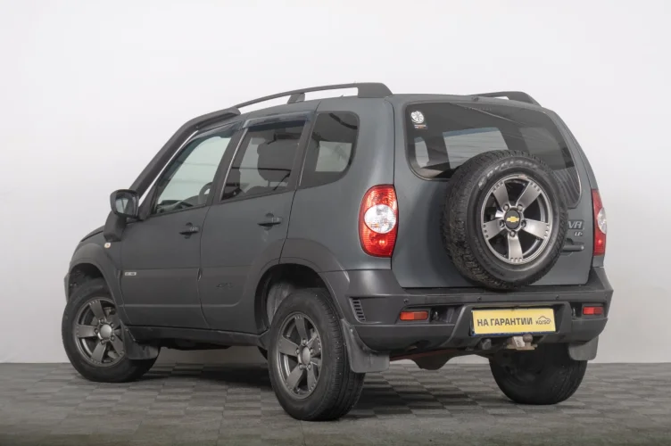 Chevrolet Niva 5 из 6