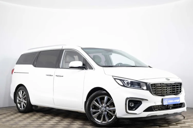 KIA Carnival 1 из 6