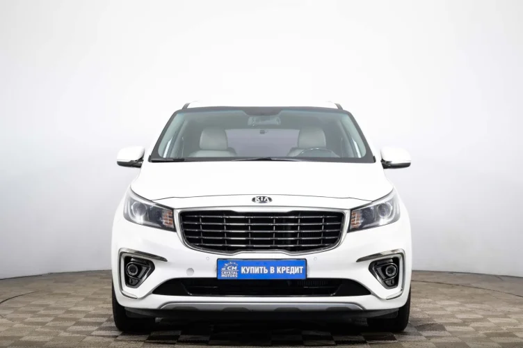 KIA Carnival 2 из 6