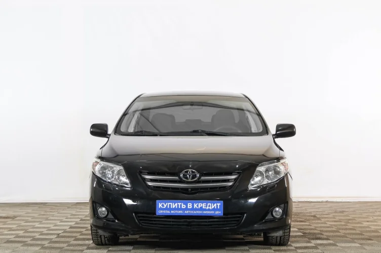 Toyota Corolla 2 из 6