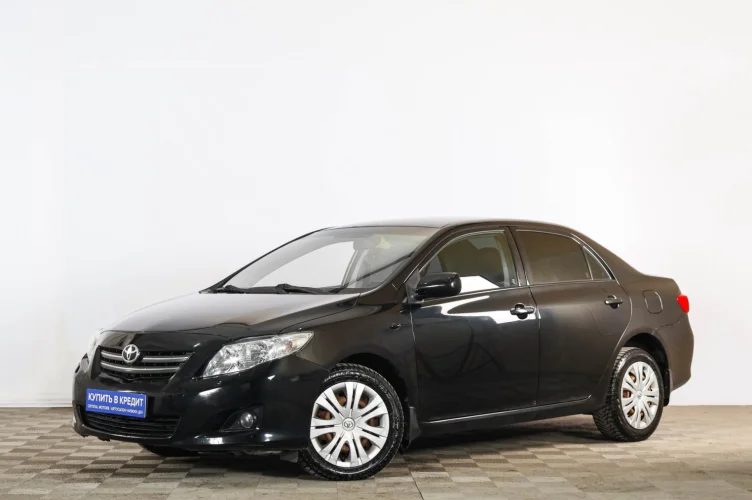 Toyota Corolla 3 из 6