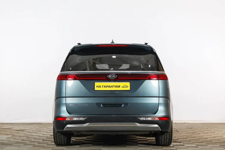 KIA Carnival 5 из 6