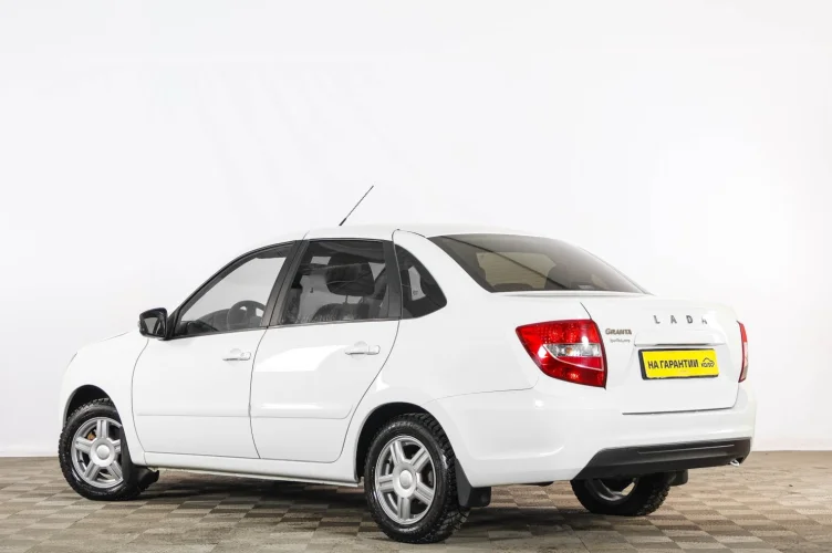 ВАЗ (LADA) Granta 4 из 6