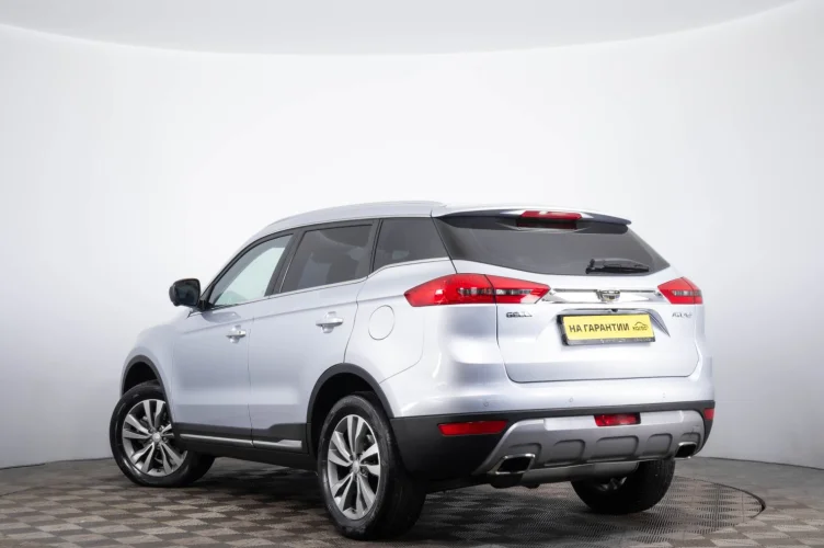 Geely Atlas 6 из 6