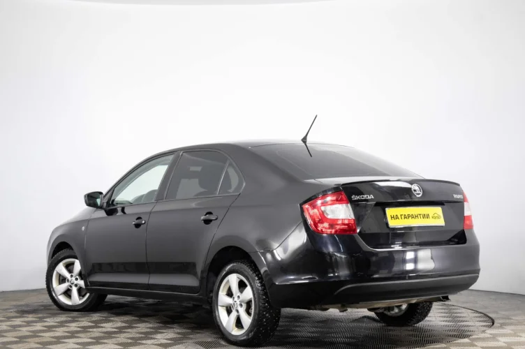 Skoda Rapid 4 из 6