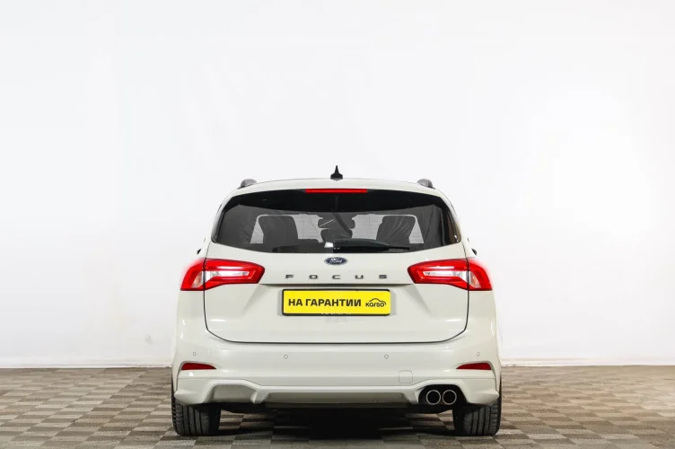 Ford Focus 5 из 6