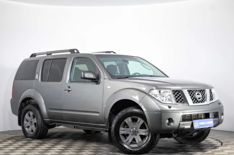 Nissan Pathfinder 1 из 6