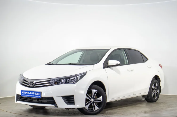 Toyota Corolla 3 из 6
