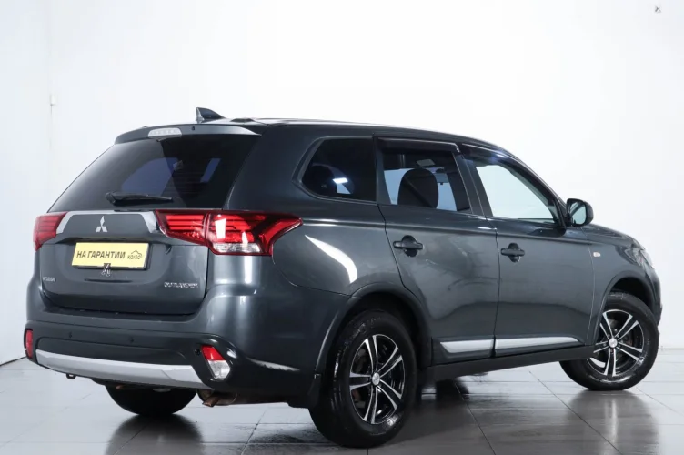 Mitsubishi Outlander 6 из 6
