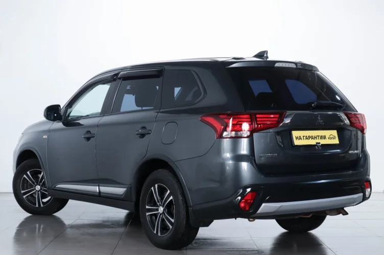 Mitsubishi Outlander 4 из 6