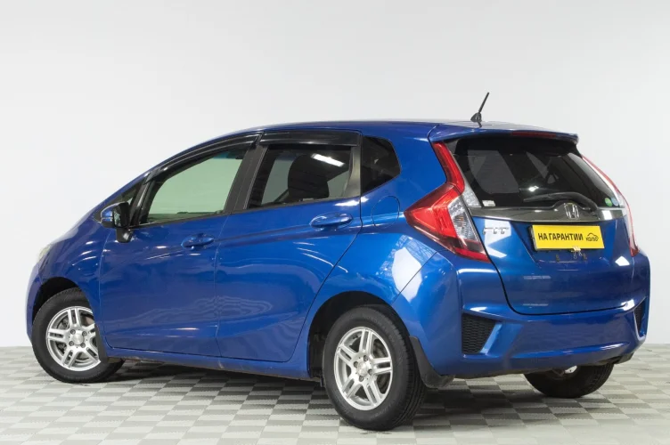 Honda Fit 4 из 6