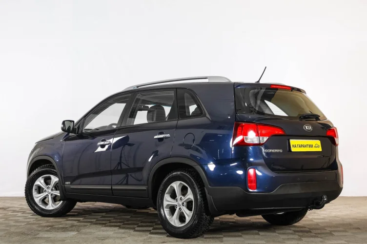KIA Sorento 4 из 6