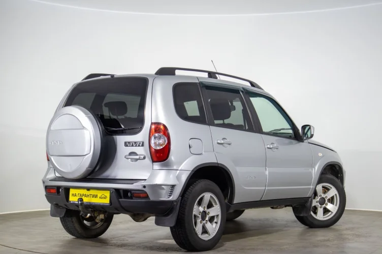 Chevrolet Niva 4 из 6