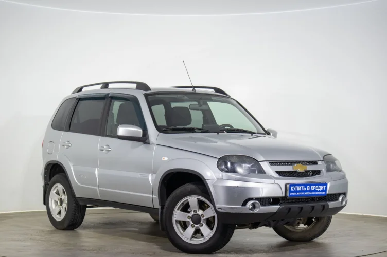 Chevrolet Niva 1 из 6