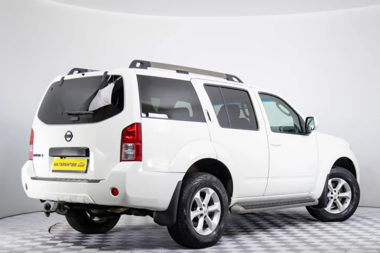 Nissan Pathfinder 6 из 6