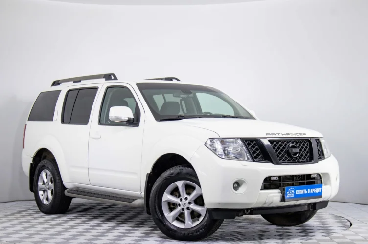 Nissan Pathfinder 1 из 6