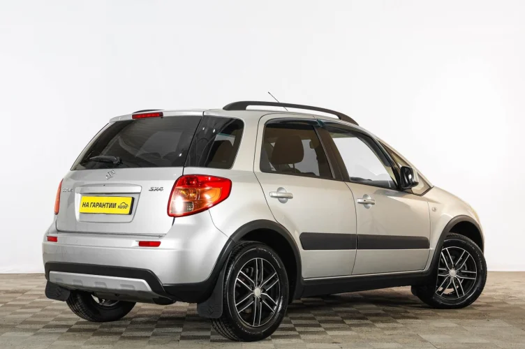 Suzuki SX4 6 из 6