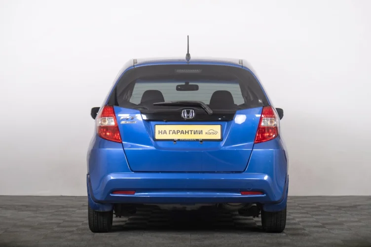 Honda Fit 4 из 6