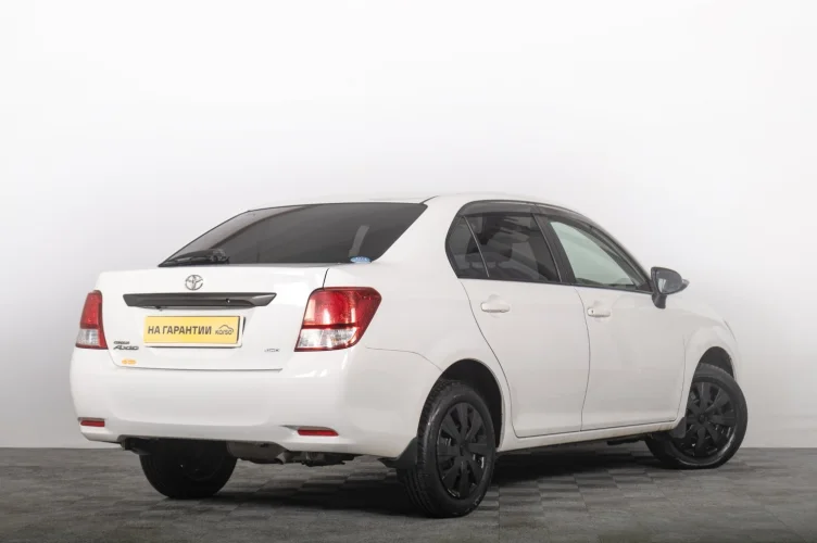 Toyota Corolla Axio 6 из 6