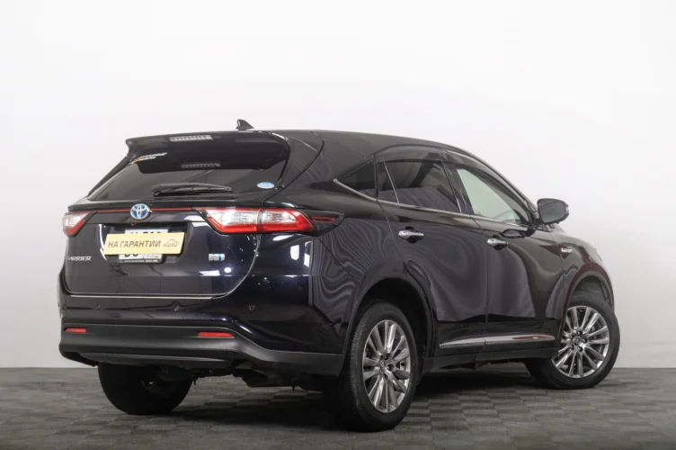 Toyota Harrier 6 из 6