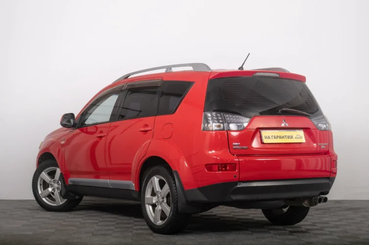 Mitsubishi Outlander 5 из 6