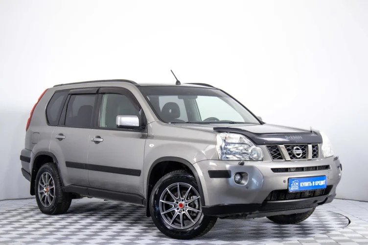 Nissan X-Trail 1 из 6