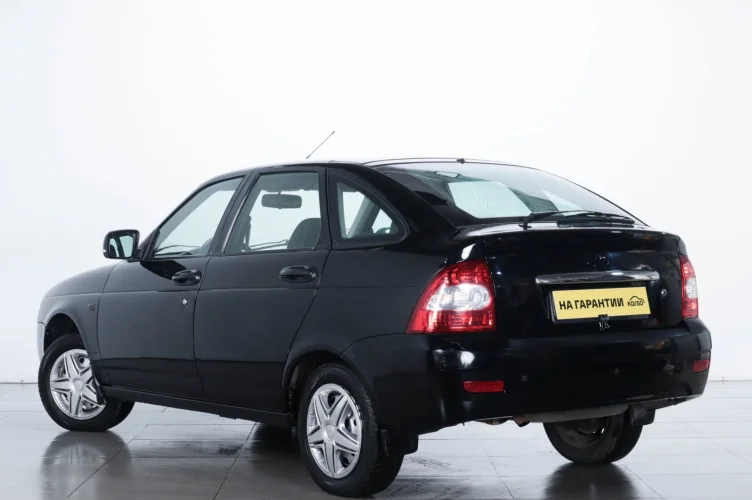 ВАЗ (LADA) Priora 4 из 6
