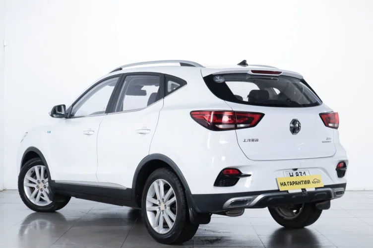 MG ZS 4 из 6
